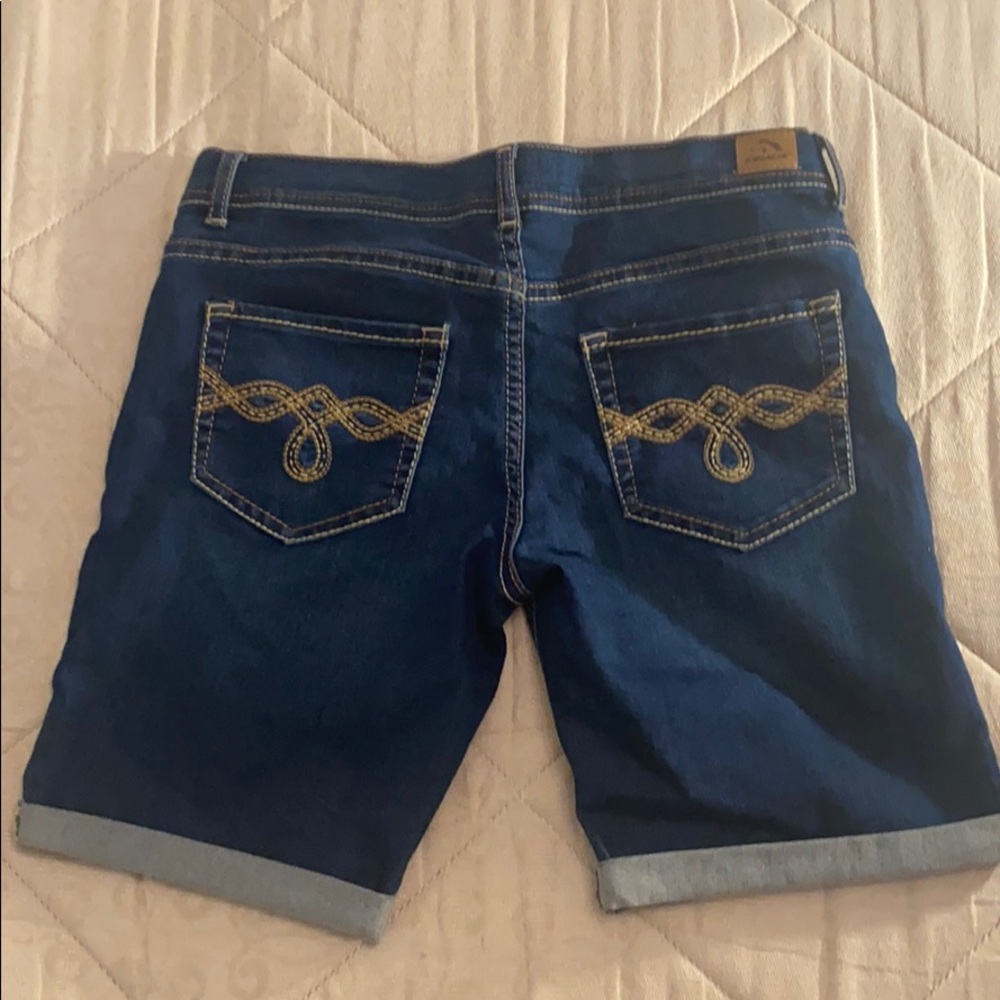 Jean shorts - Picture 3 of 4